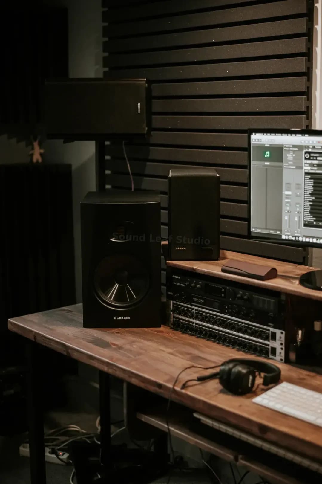Sound Leaf Studio 12